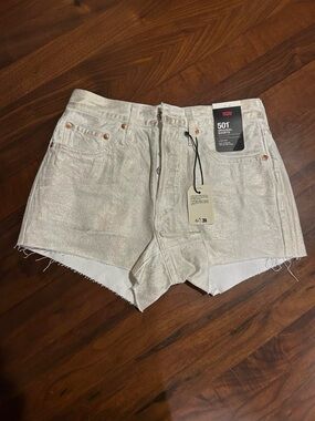 Levi's White 501 B Luminary Shorts in Size 26